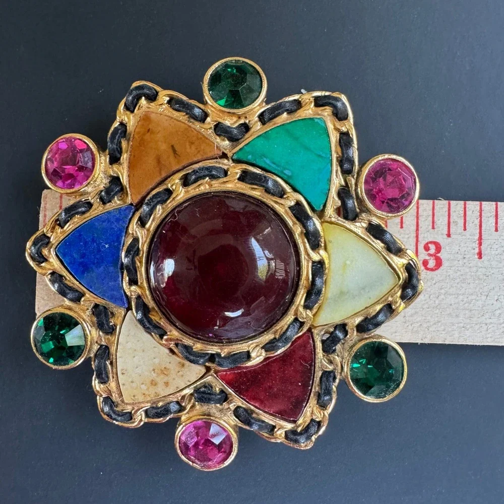 Chanel CC Vintage Byzantine Star‎ Gripoix Agate Brooch Leather 95A Auth